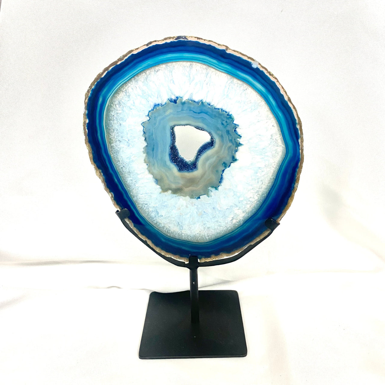 Agate Slice on Metal Stand #M191, featuring flat-shaped arafed agate with blue and white center