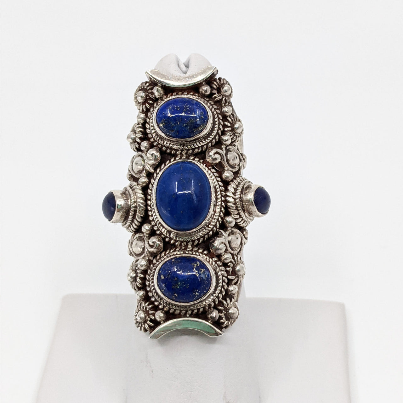 Silver ring with lapis lazuli stones and beads, named ’Lapis Lazuli 5 Stone Size 6.5 Ring’