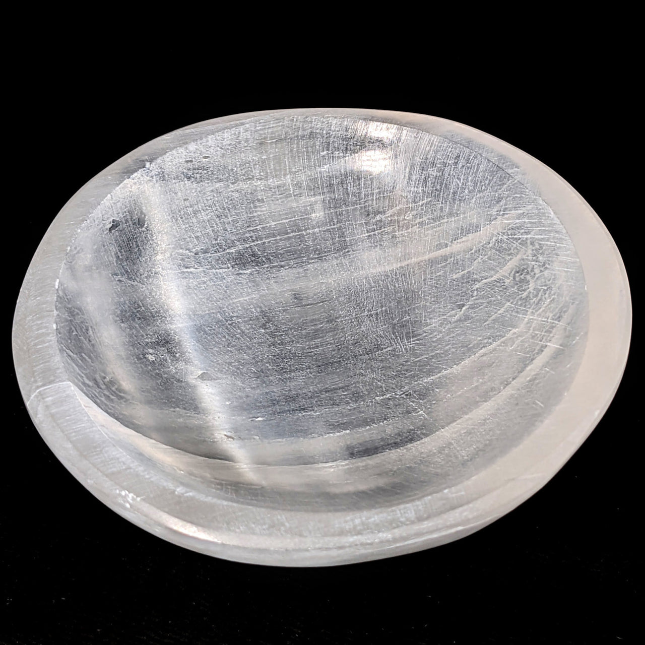 Clear quartzite with white background in Selenite Bowls #SK9388