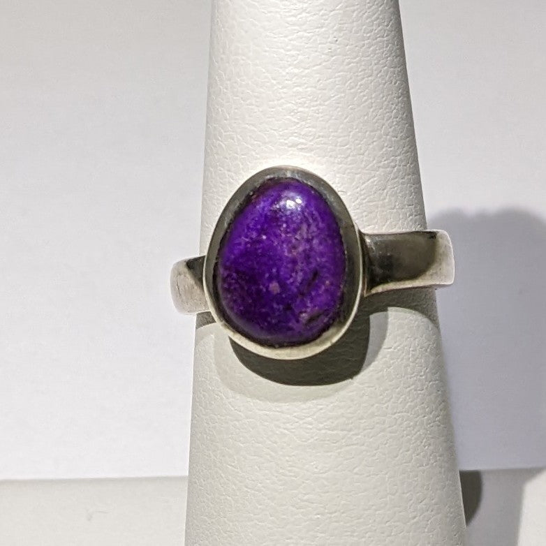 Sugilite Rings #J803 with a radiant purple stone