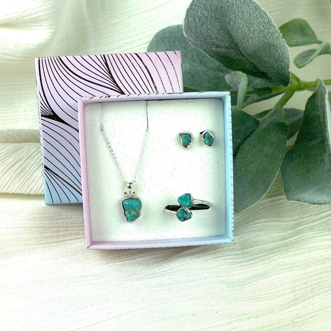 Sterling silver turquoise necklace and earrings set in gift box. #J851